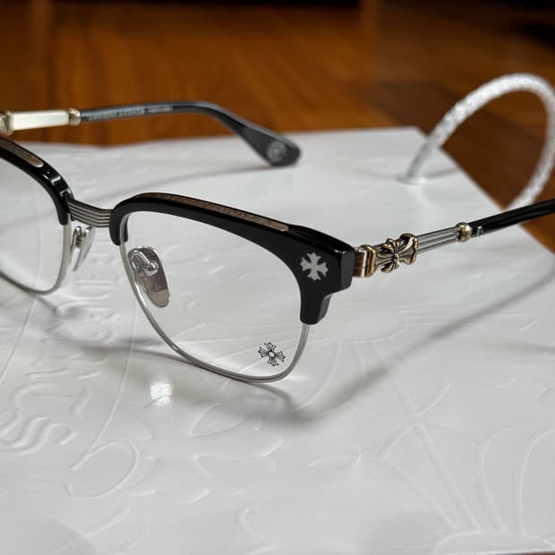 크롬하츠/ 보넨노이슈어2 블랙 브러쉬드 실버/ 53mm