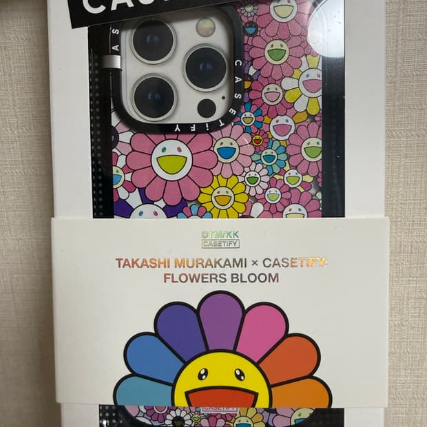 케이스티파이 무라카미 다카시 플라워 16PRO 케이스