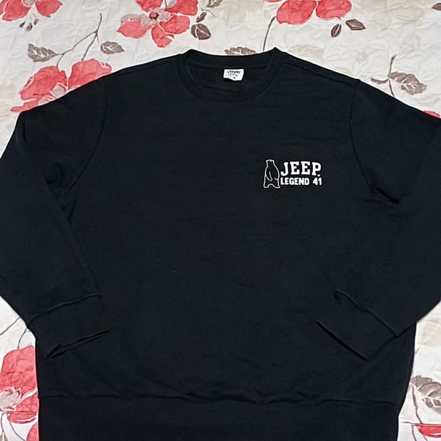 Jeep 맨투맨 실측115 가슴64 기장74