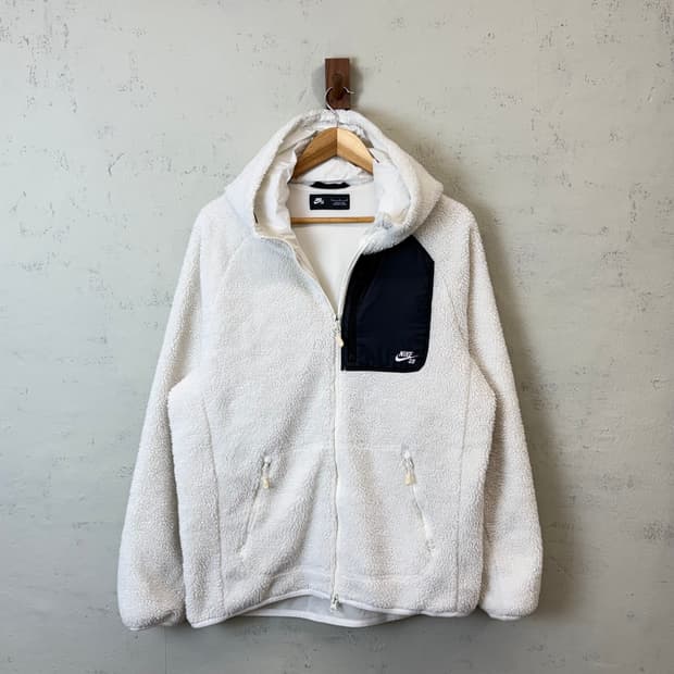 나이키SB 원포켓 테크 양털 후리스 화이트