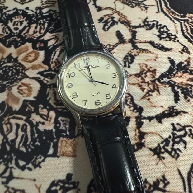 Seiko 빈티지 쿼츠 시계