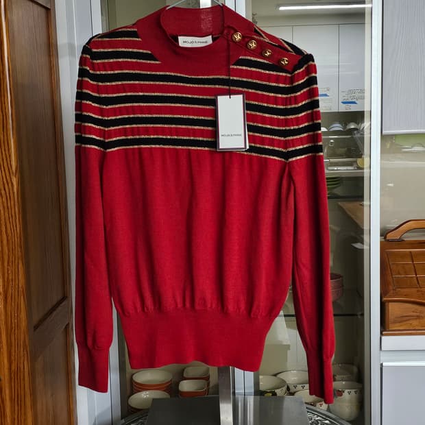 95[새상품]정품 모조에스핀 여성 긴팔 스웨터 (울 100% 