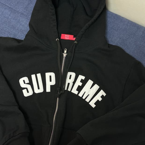 슈프림 24fw 아크 써멀 블랙 s