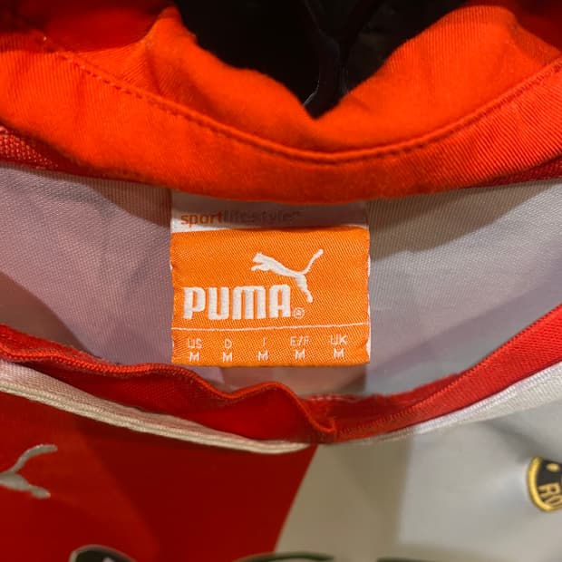 10/11 페예노르트 홈 바이날둠 (L)