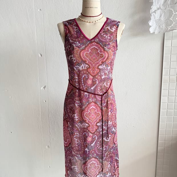 BOUTIQUE nicole 페이즐리 오간자 슬리브리스 원피스