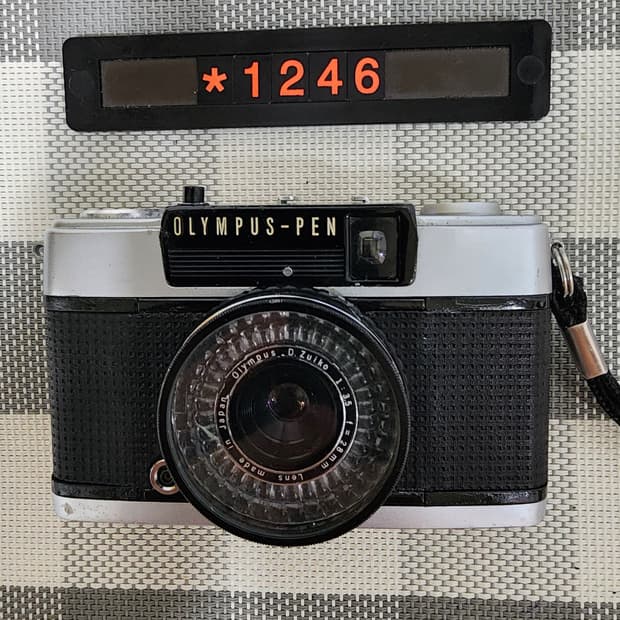 올림푸스 펜 EE-3 하프 필름카메라