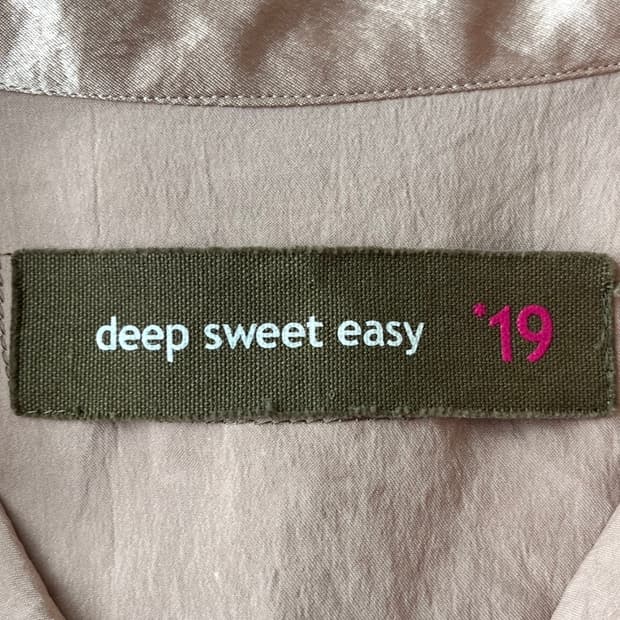 deep sweet easy 19 로즈 새틴 셔츠 | 후루츠패밀리