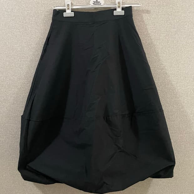 블랙벌룬 스커트