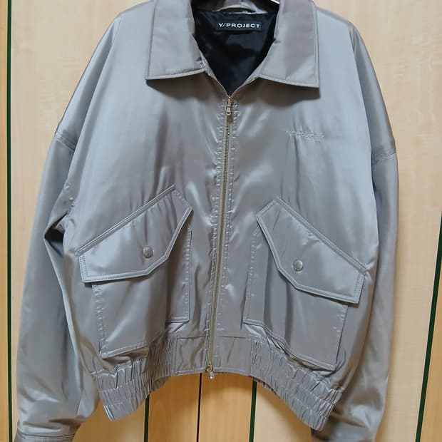 와이프로젝트 22ss 드레이프 숄더 봄버