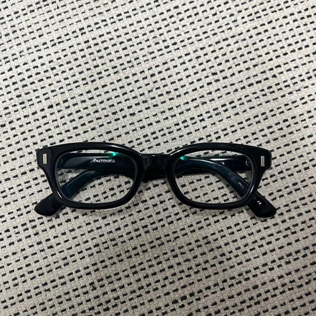 아나토미카 옐로우즈 플러스 블랙 안경