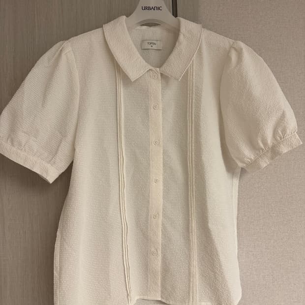 여성 탑텐 퍼프소매 반팔 블라우스 90 화이트