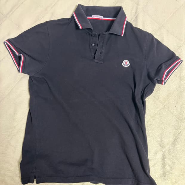 몽클레어 반팔 카라티 s( 블랙)