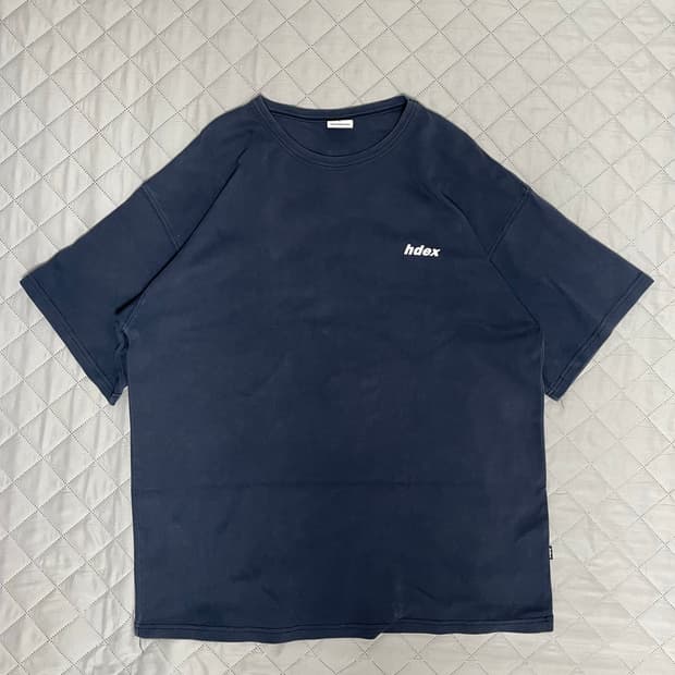 HDEX 스몰 로고 오버핏 반팔 티셔츠 네이비