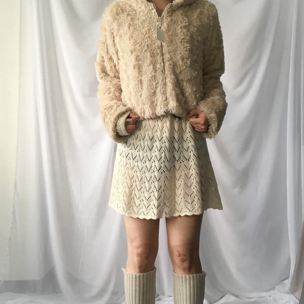 Fake fur hood zip up