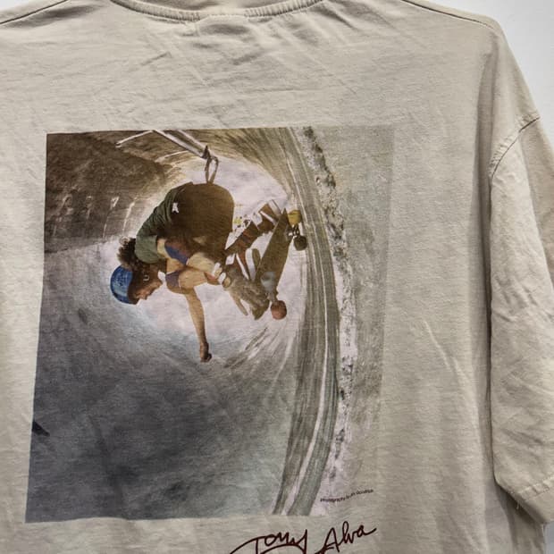 자라 x Tony Alva 콜라보 백프린팅 반팔티