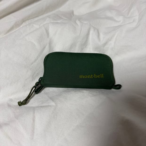 몽벨 카드 지갑 그린
