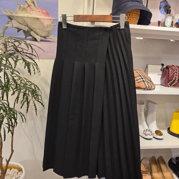 COS 코스 울혼방 플리츠 랩 스커트