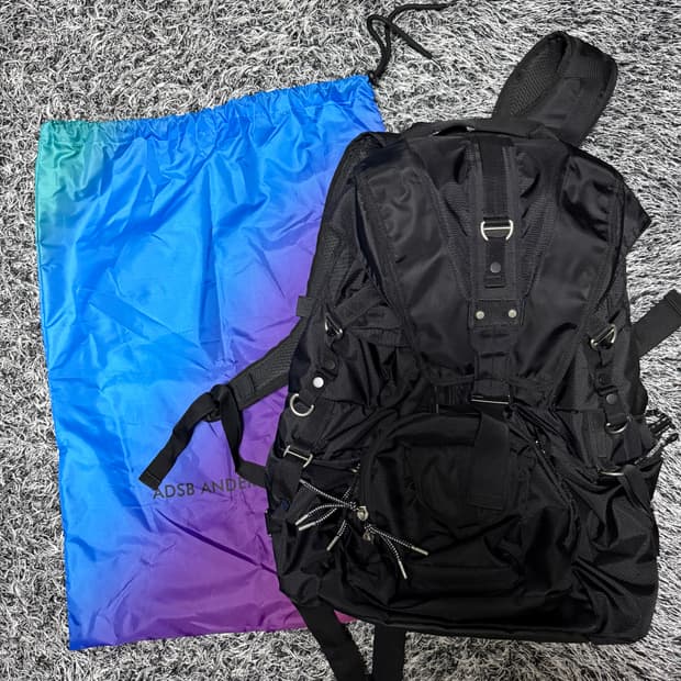 엔더슨벨 백팩 판매합니다.