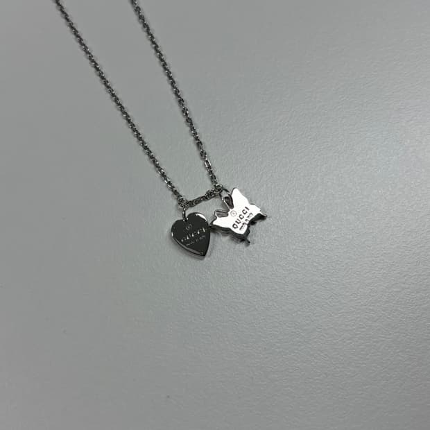 구찌 하트 나비 목걸이