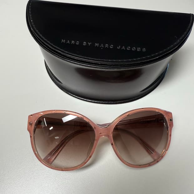 MARC BY MARC JACOBS (마크바이마크제이콥스) 선글라스