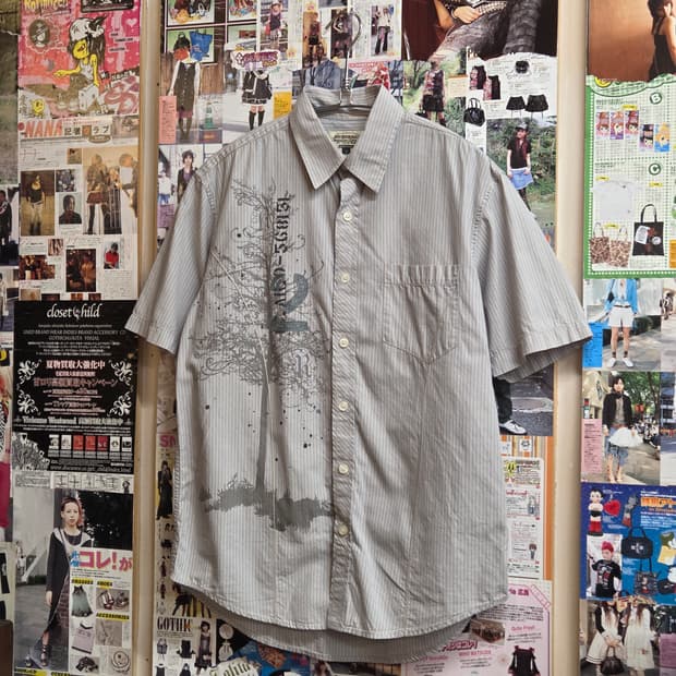 빈티지 자수 스트라이프 반팔 셔츠