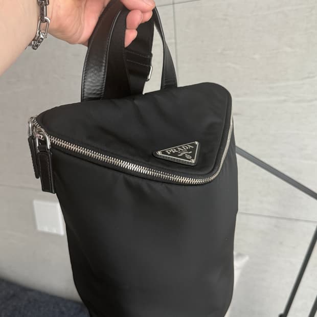 Prada Re-Nylon 슬링.탑핸들백.