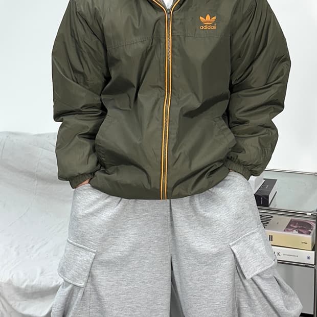 아디다스 90s 카키 바람막이 점퍼 M