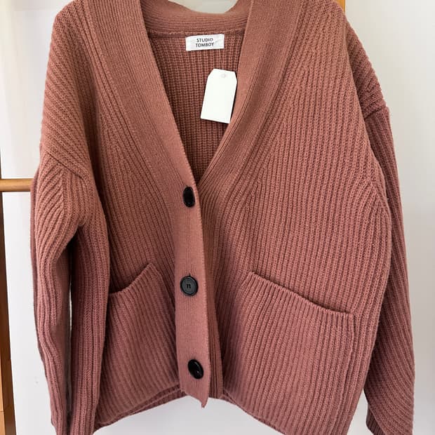 스튜디오 톰보이 울 가디건