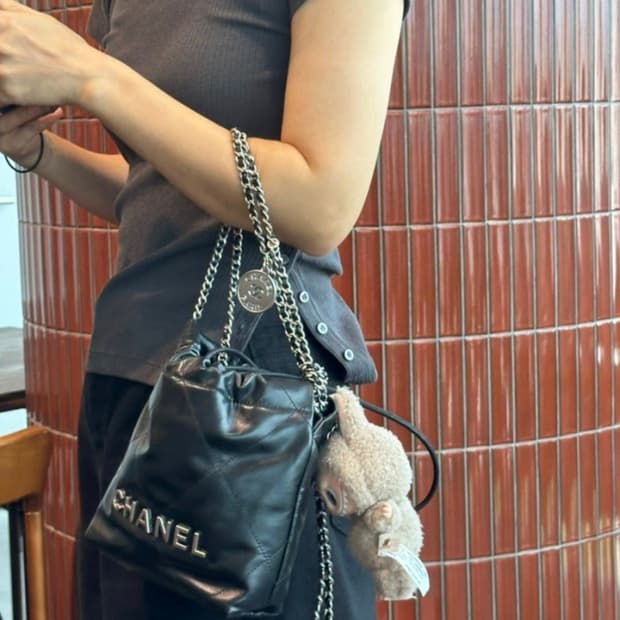 샤넬22백 미니 블랙