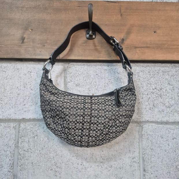 코치 시그니쳐 빈티지 호보백