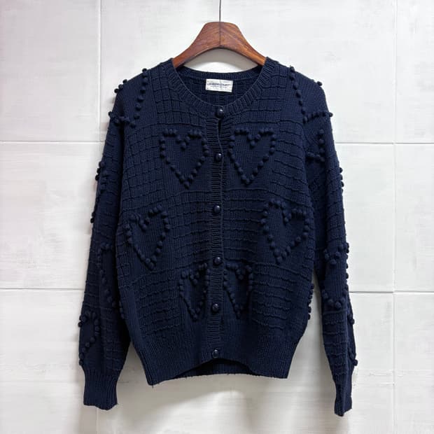 QUEENS COURT 뽐뽐 하트 니트 가디건