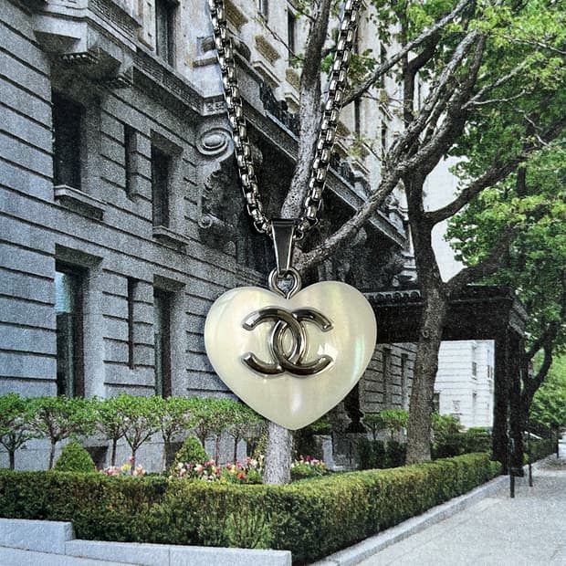 샤넬 오로라 유리알 하트 목걸이