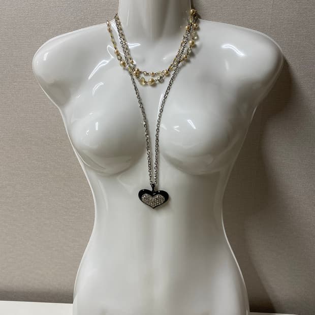 블랙 크리스탈 하트 목걸이