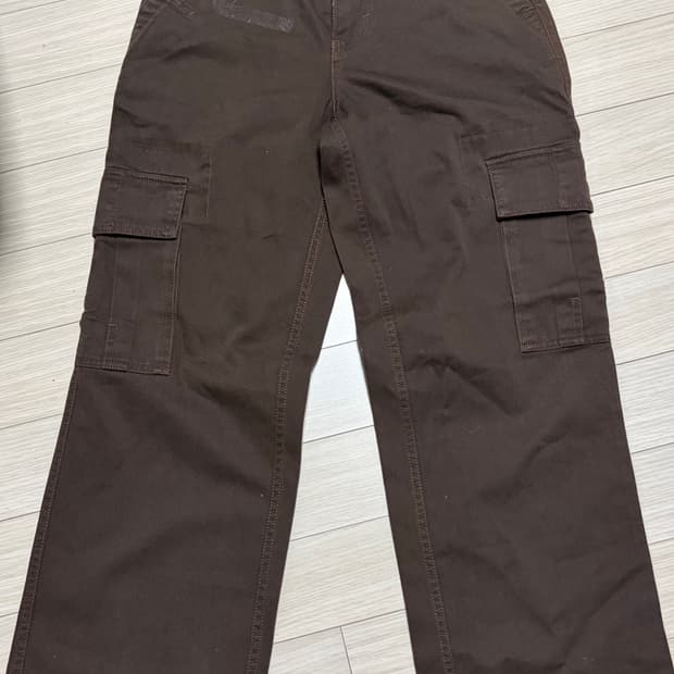 Levi’s cargo loose straight