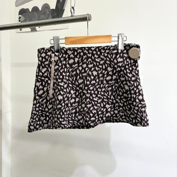 OOPS (Made in Japan) 미니스커트