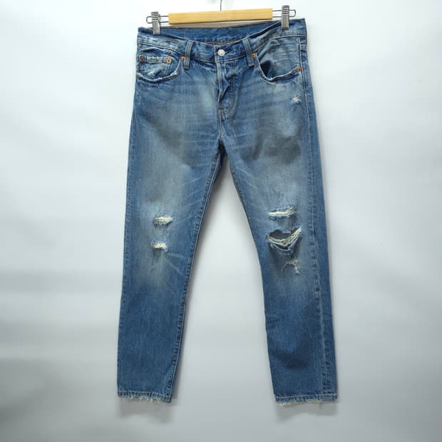 리바이스 여성 501 CT 빈티지 워싱 디스트로이드 데님 팬츠(28)