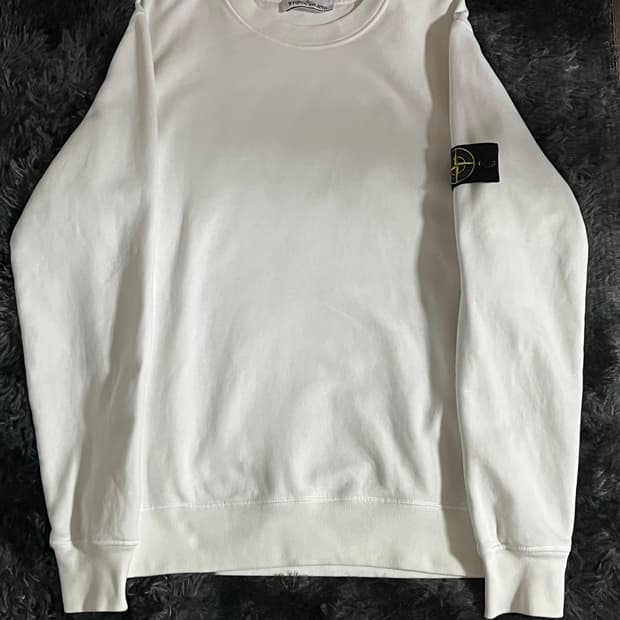 스톤 아일랜드 흰색 맨투맨