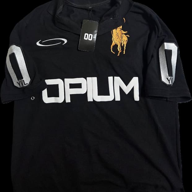 Opium polo L size