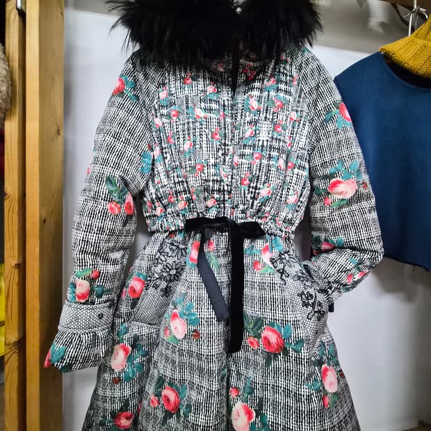 레니본 플라워 패딩