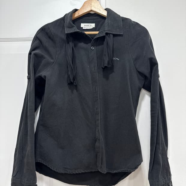 애옹쓰 garden taped shirts
