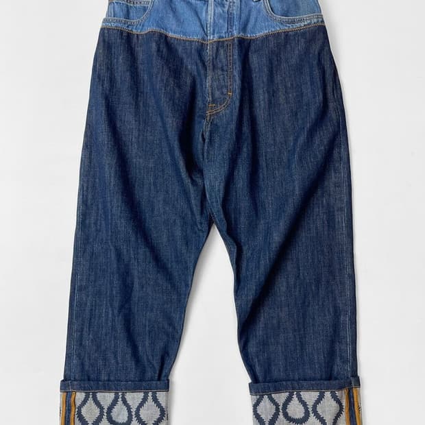 비비안웨스트우드 테이퍼드핏 배색 데님 팬츠 A1403