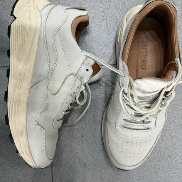 부테로/스니커즈/41(265-270) 