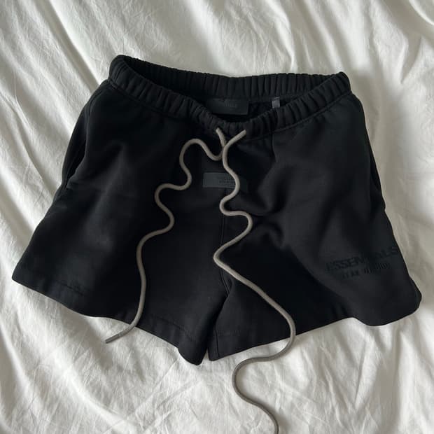 Fear of god 피어오브갓 블랙 드로우스트링 쇼츠