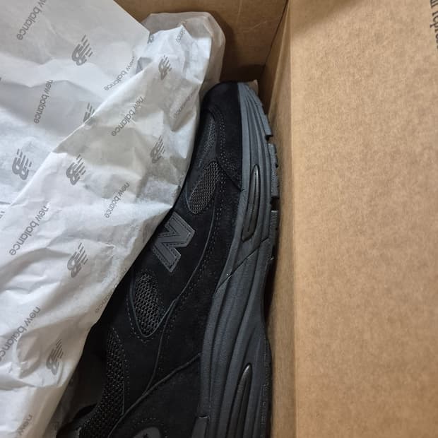 뉴발 991v2 코어블랙 트리플블랙