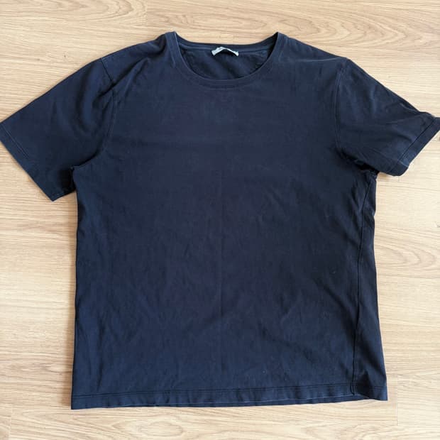 발렌티노 남자 락스터드 블랙 티셔츠 L