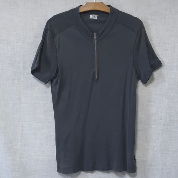 CP컴퍼니 정품 근육남 반팔 티셔츠 여름 씨피 킴퍼니 100 