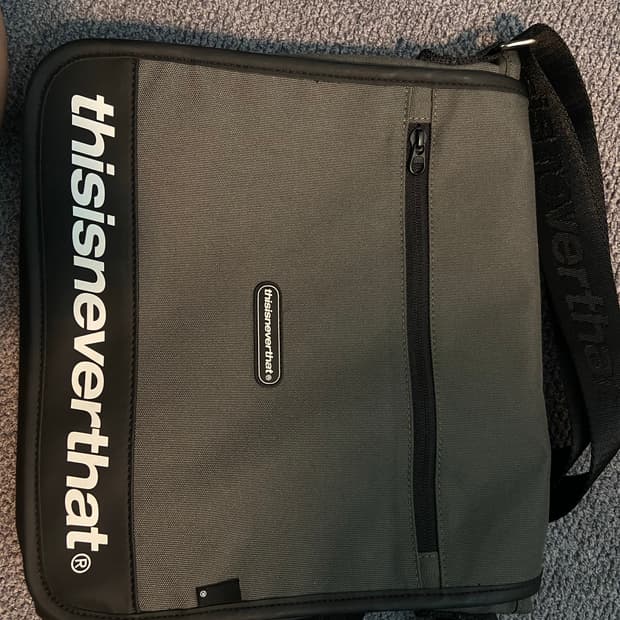 Thisisneverthat TNT 크로스백 