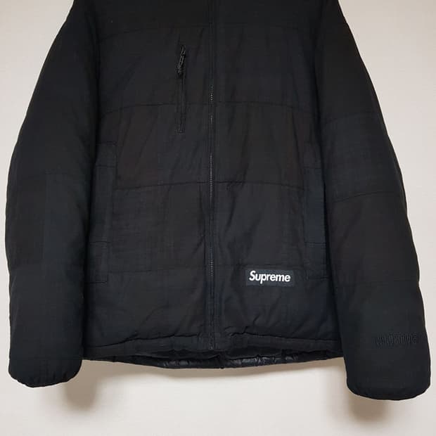 슈프림 마드라스 리버시블 윈드스토퍼 퍼퍼 패딩 자켓 블랙 23SS