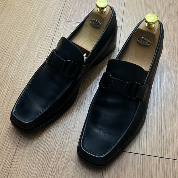 살바토레 페가가모 가죽 로퍼