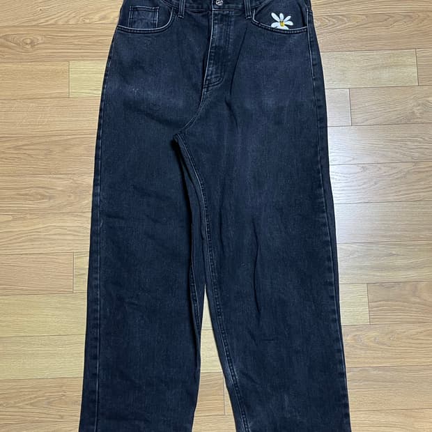 라브로스 데이지 진 블랙 [L]